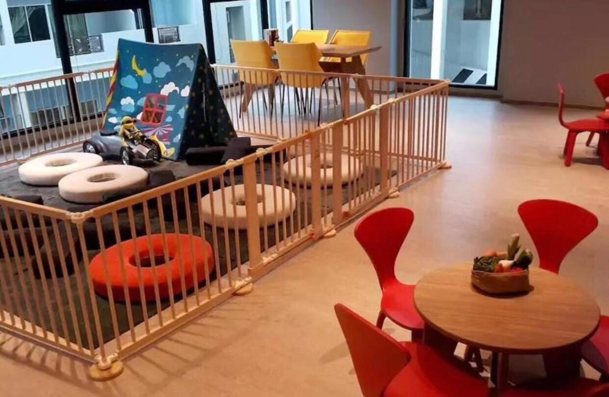 Apartemen 泰国芭提雅thebase无边游泳池公寓 *