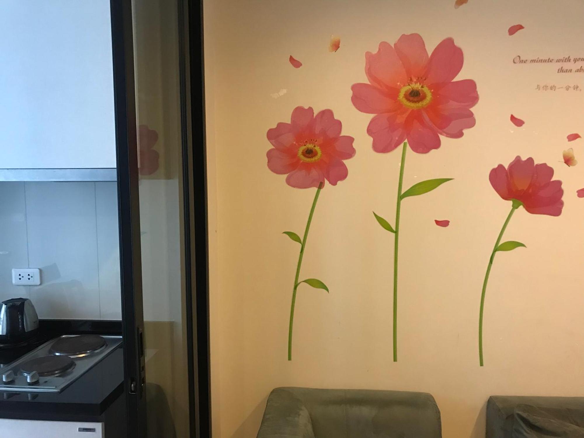 泰国芭提雅thebase无边游泳池公寓 Apartemen *